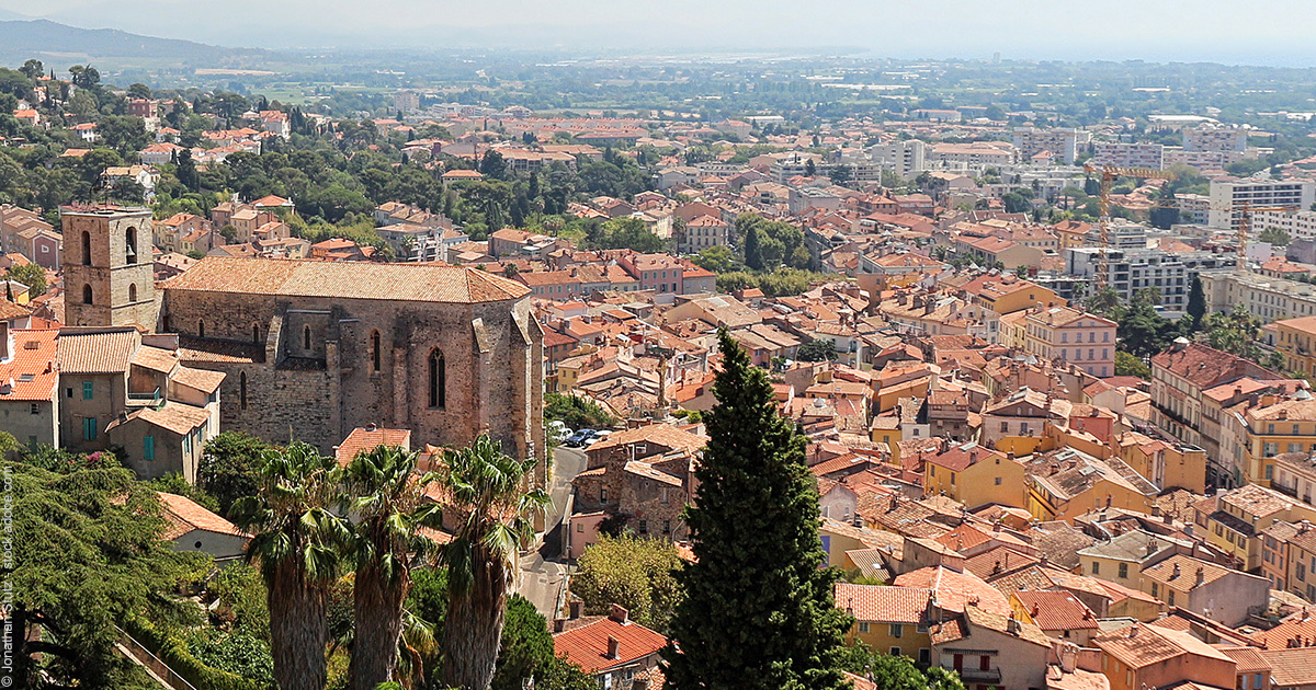 Charpentier à Hyères